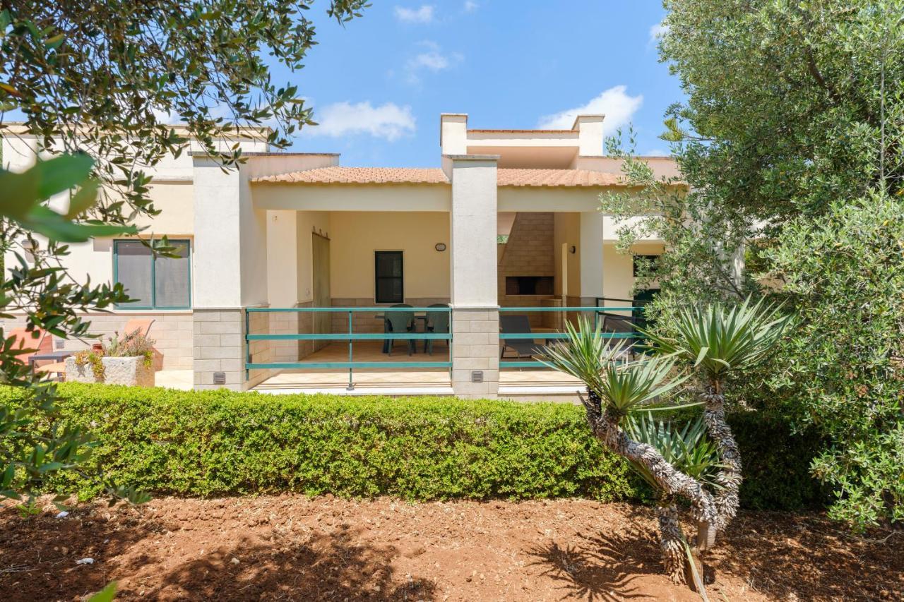 Villa Laura Carovigno Exterior foto